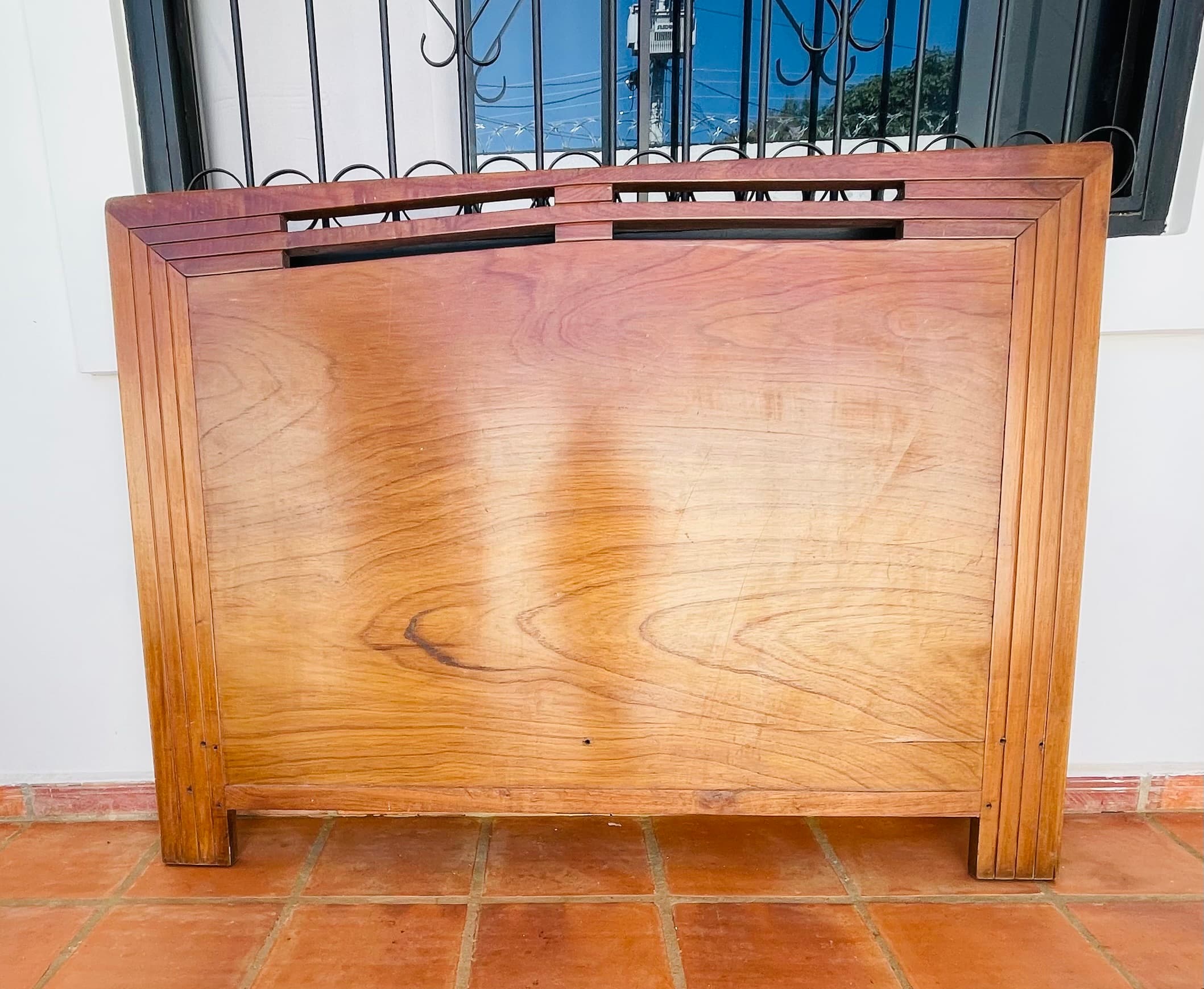 Cabecera de Madera.