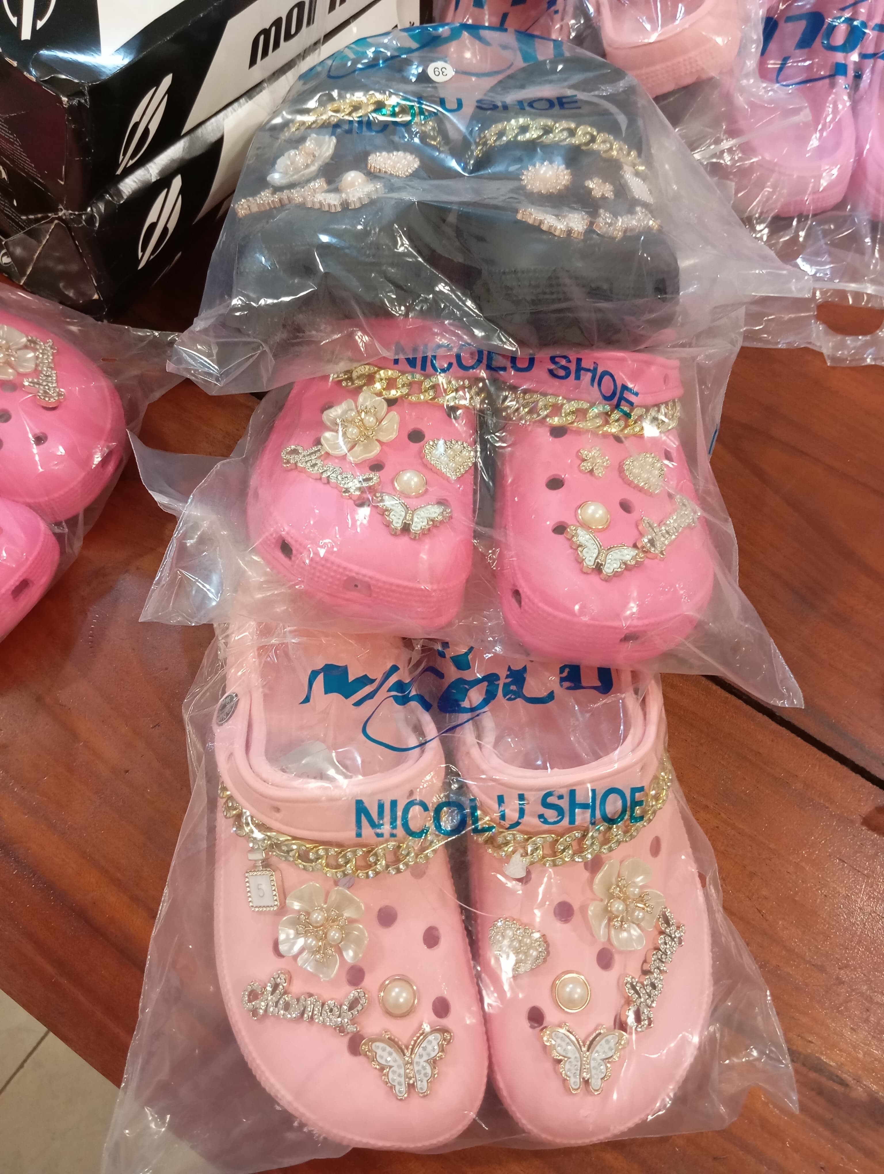 Crocs