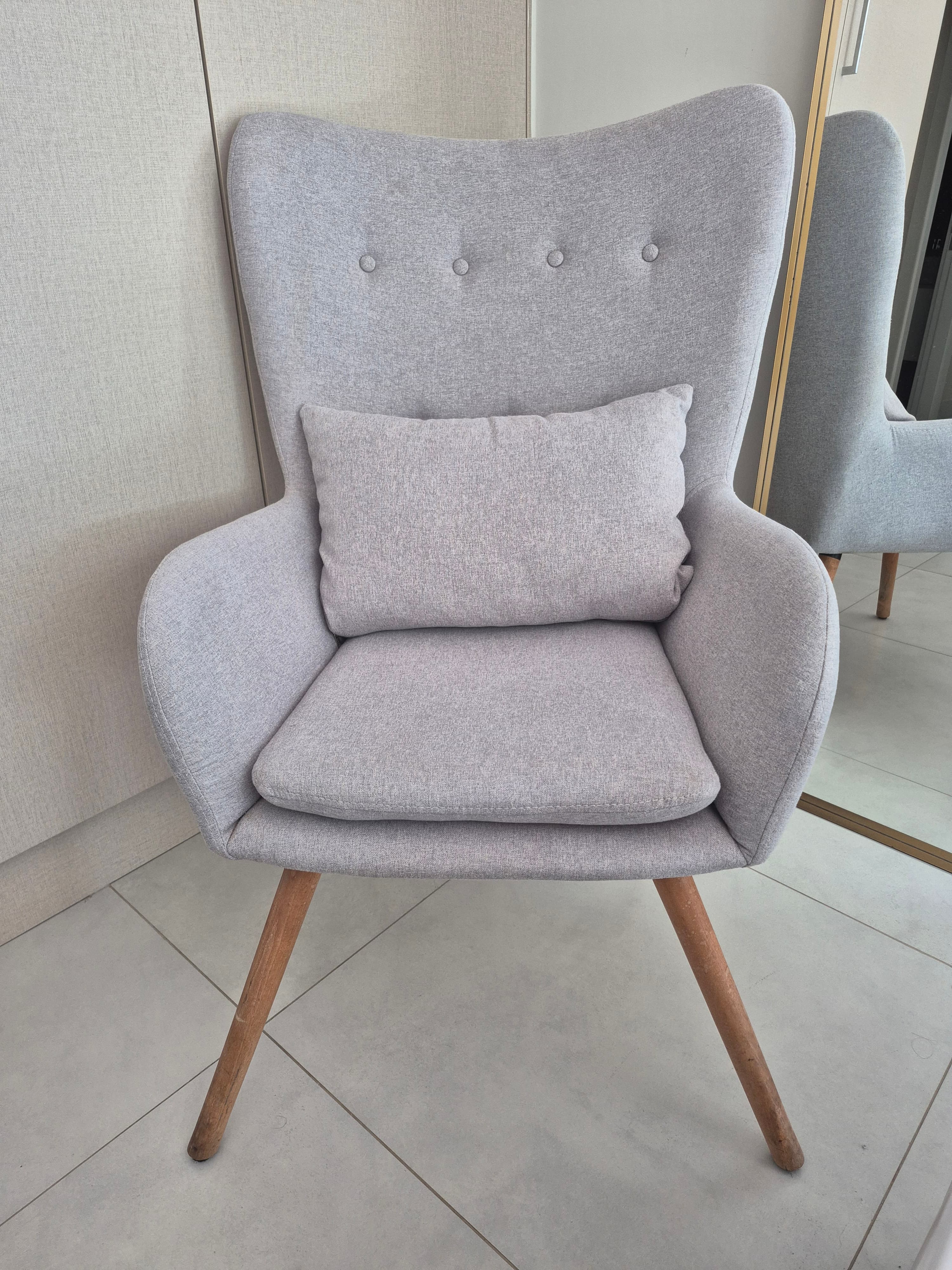 Sillón color gris 