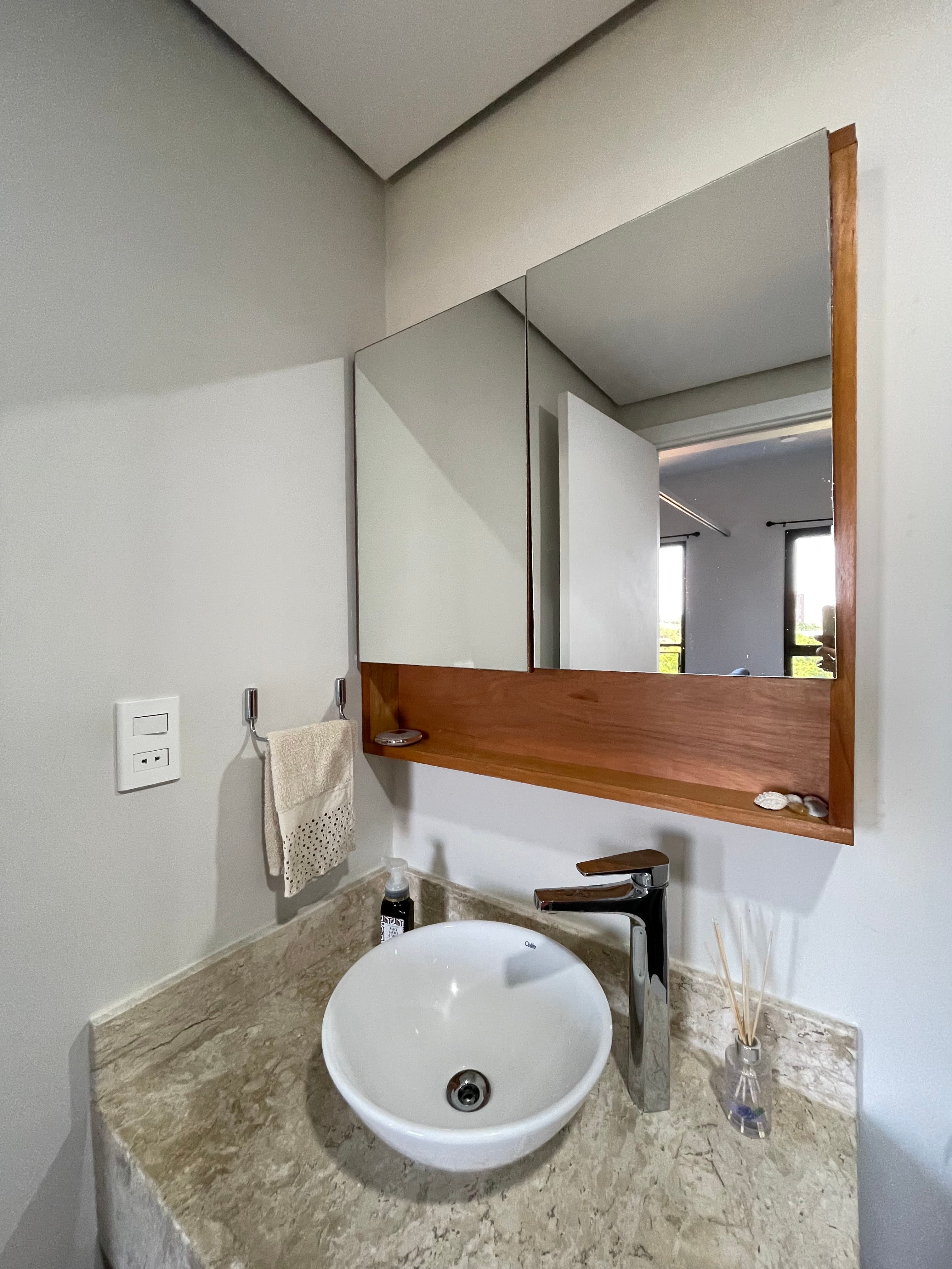 TOCADOR PARA BAÑO
