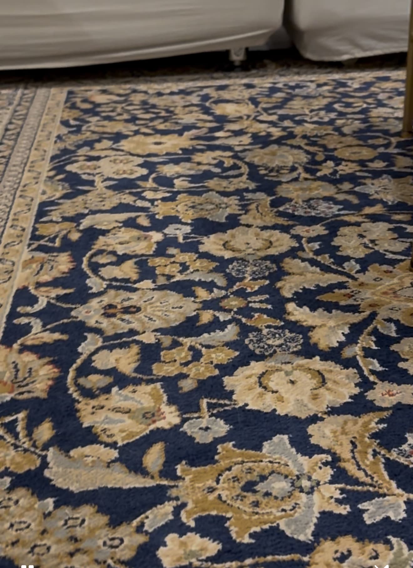 Photo by https://trato-hecho.nyc3.digitaloceanspaces.com/nextImages/(2)-alfombra-2x2-IMG_0540.jpeg
