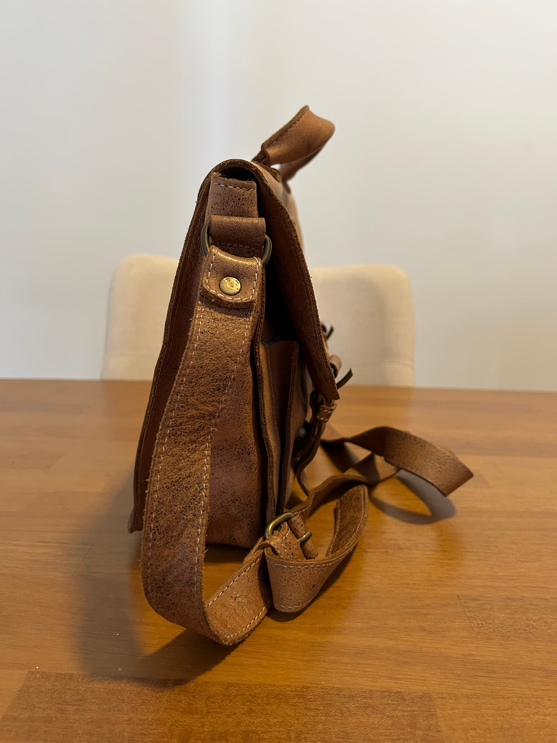 Photo by https://trato-hecho.nyc3.digitaloceanspaces.com/nextImages/(2)-cartera-prne-2-IMG_3901.jpeg