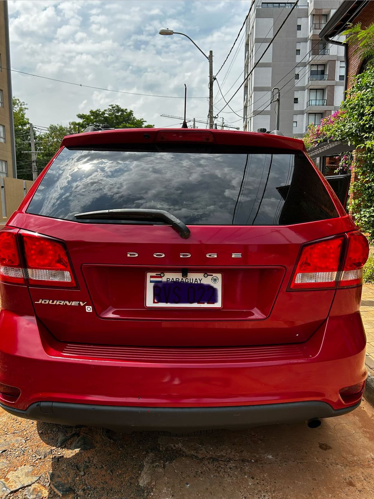 Photo by https://trato-hecho.nyc3.digitaloceanspaces.com/nextImages/(4)-dodge-journey-2015-Journey 4.jpeg