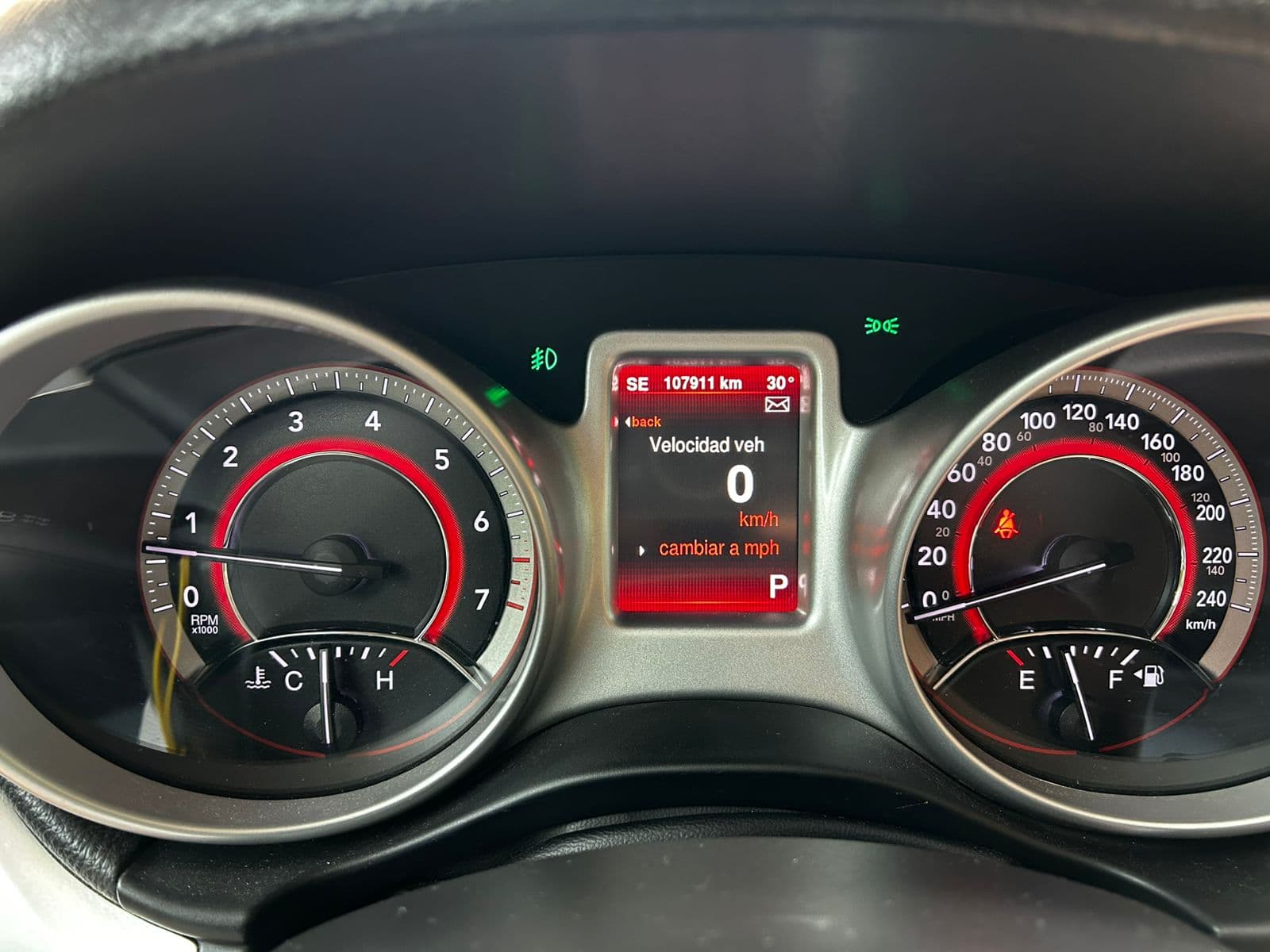 Photo by https://trato-hecho.nyc3.digitaloceanspaces.com/nextImages/(6)-dodge-journey-2015-Journey 6.jpeg
