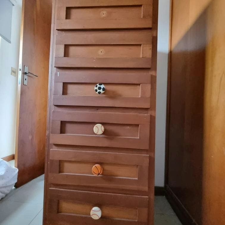 Mesita de luz / cajonera dormitorio 