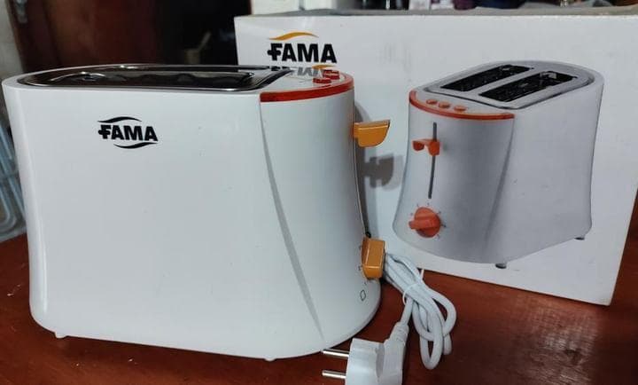 Tostadora Nueva marca FAMA