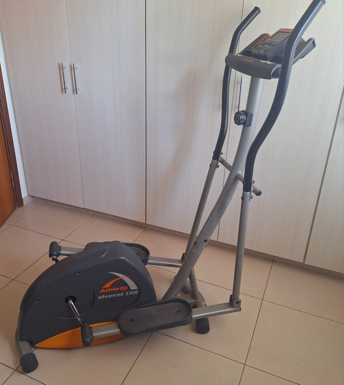 Elíptica Athetic Advanced 330e
