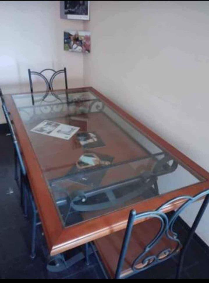 Juegos de mesa de vidrio con 6 sillas