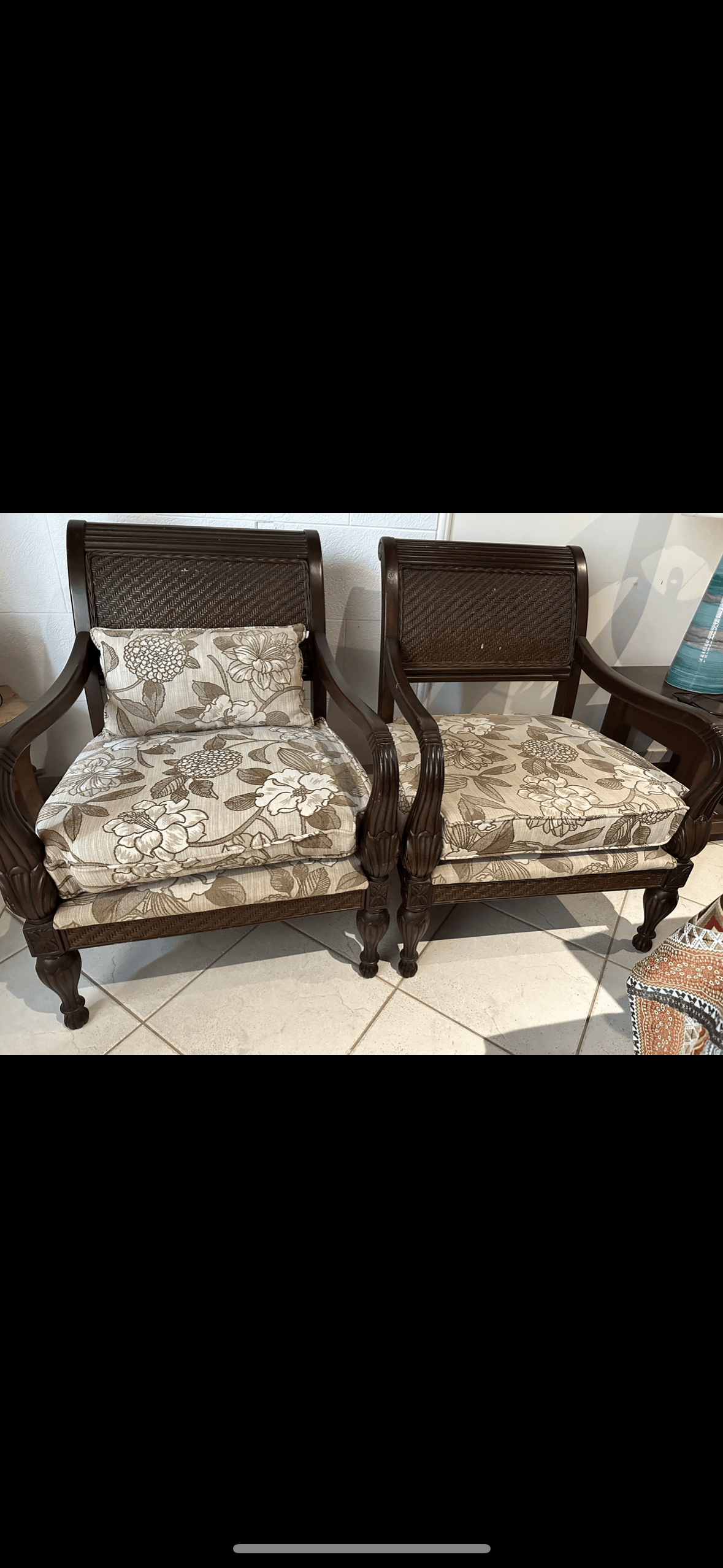 2 poltronas de ratan