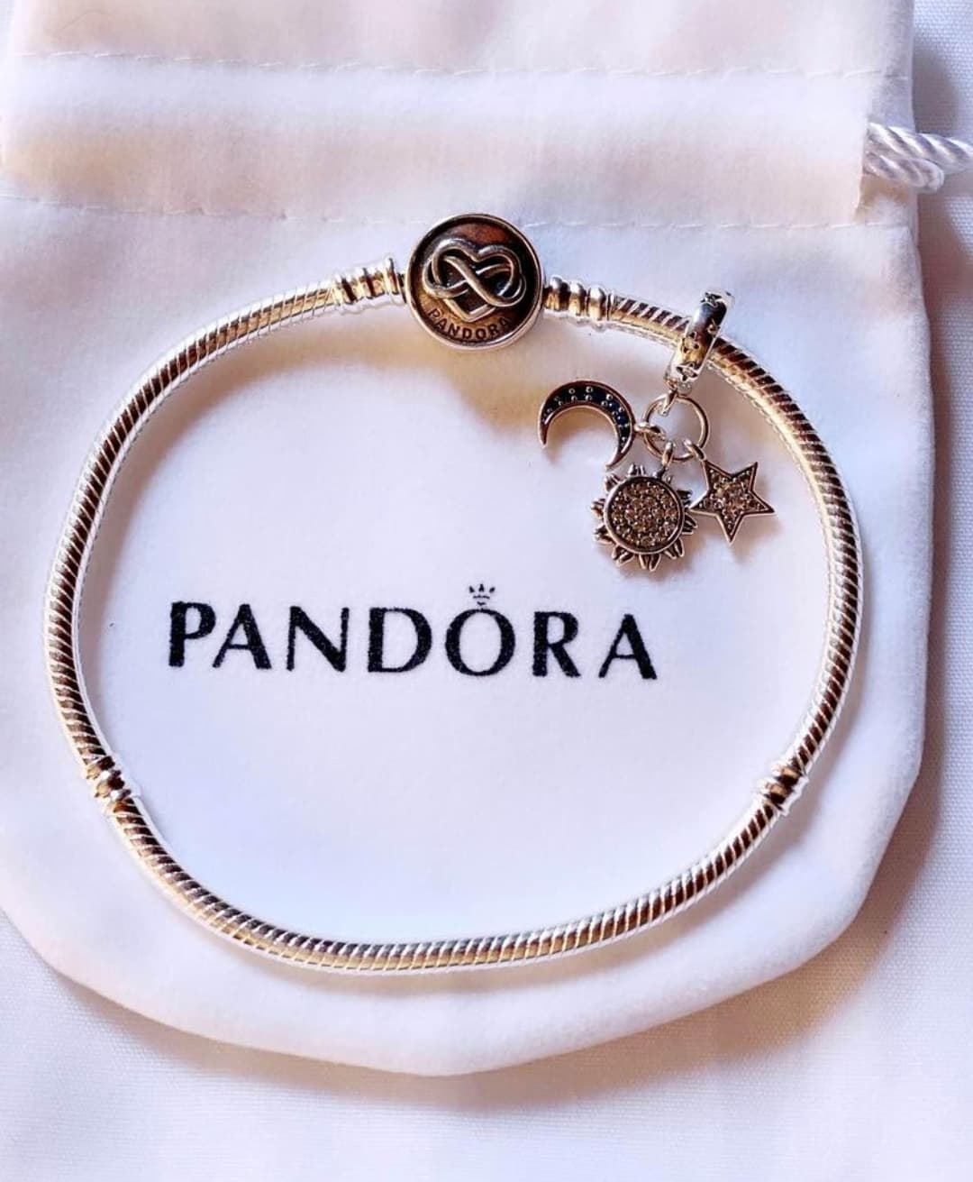Charm de Pandora