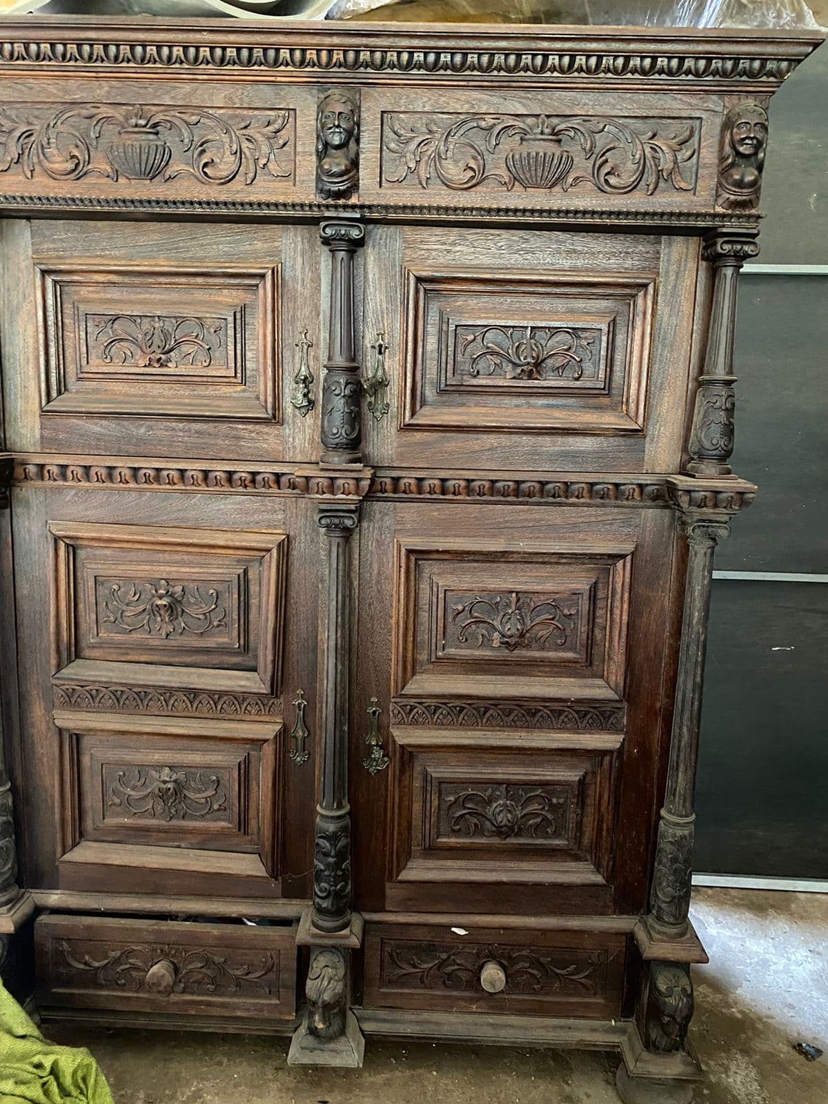 MUEBLE ANTIGUO